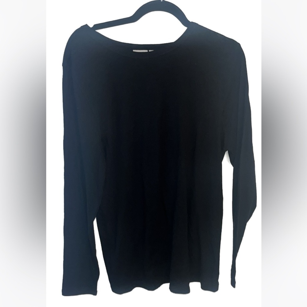 Classic Black Long Sleeve Top maternity size large NWT